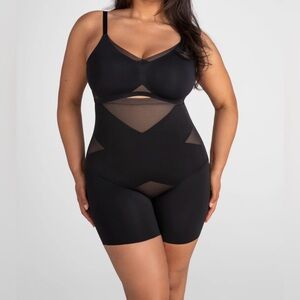 NWT HONEYLOVE SuperPower Girl-Short Shape wear Large